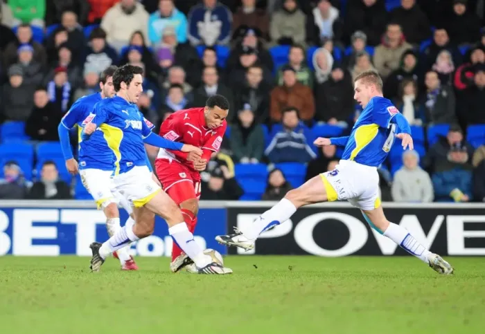 Framed Print : FA Cup Showdown: Cardiff City vs. Bristol City, Season 09-10