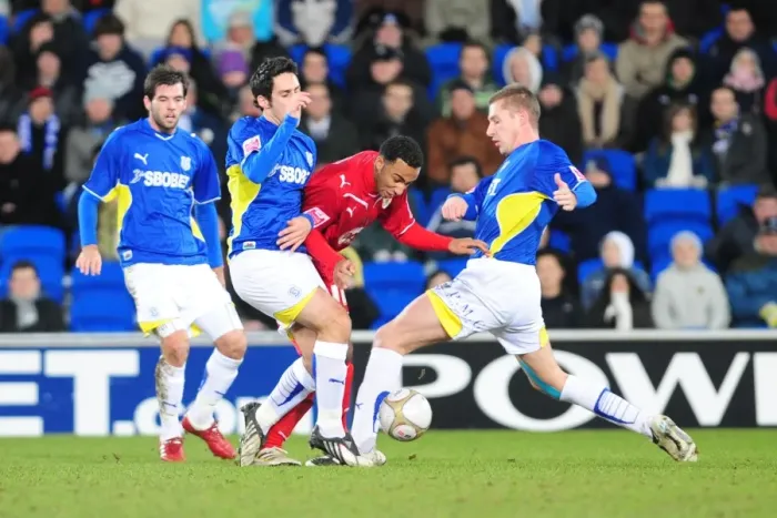 Framed Print : FA Cup Showdown: Cardiff City vs. Bristol City - The Epic Battle (Season 09-10) - Bristol City's Journey to Victory