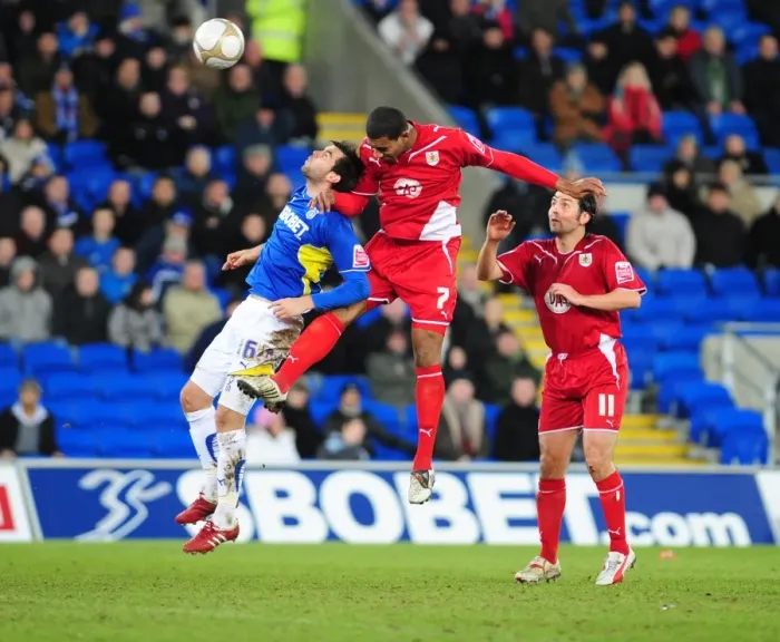 Framed Print : FA Cup Showdown: Cardiff City vs. Bristol City, Season 09-10 Framed Print : FA Cup Showdown: Cardiff City vs. Bristol City, Season 09-10
