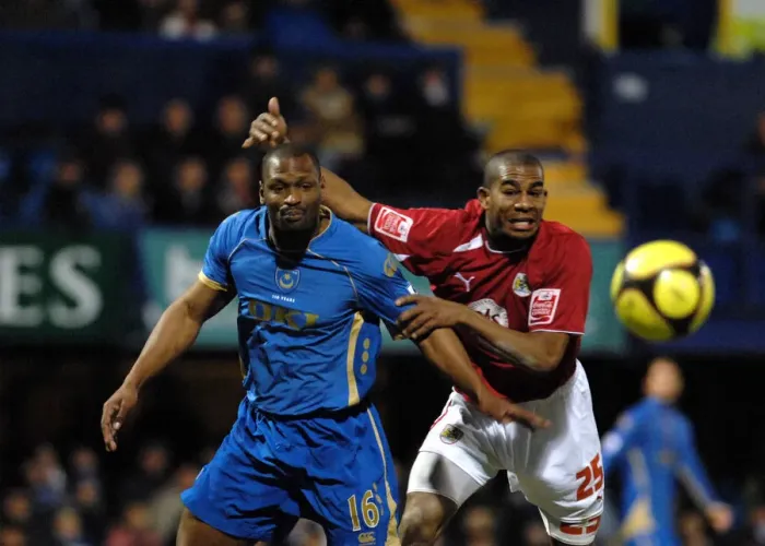 Framed Print : FA Cup Showdown: Portsmouth vs. Bristol City, Season 08-09 Framed Print : FA Cup Showdown: Portsmouth vs. Bristol City, Season 08-09