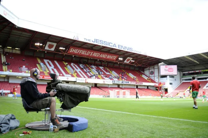 Framed Print : First Game of the Season: Sheffield United vs. Bristol City in Sky Bet League One at Bramal Lane, August 2014 Framed Print : First Game of the Season: Sheffield United vs. Bristol City in Sky Bet League One at Bramal Lane, August 2014