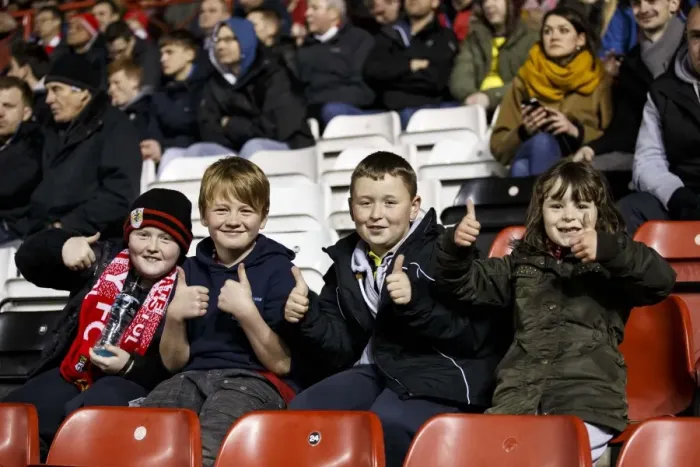 Framed Print : Five-Star Start: Young Fans Delight as Bristol City Leads 5-0 against Port Vale
