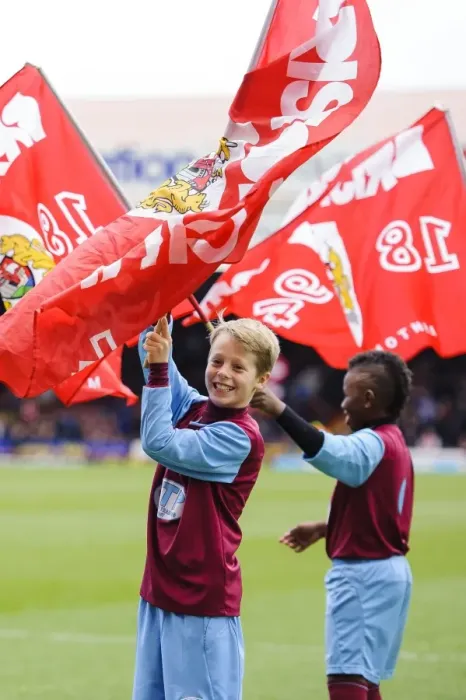 Framed Print : Flag Bearers in Action: Bristol City vs. Gillingham, Sky Bet League One, Ashton Gate, 2014