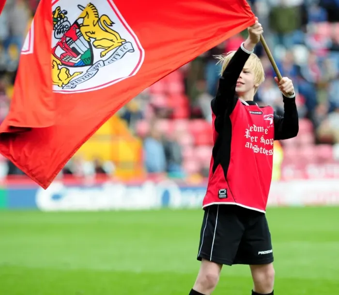 Framed Print : Flag-Bearing Fans in Action: Bristol City vs Huddersfield Town, 2013 Framed Print : Flag-Bearing Fans in Action: Bristol City vs Huddersfield Town, 2013