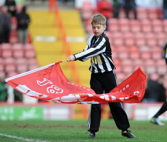 Framed Print : Flag-Bearing Pride: Bristol City vs Tranmere Rovers at Ashton Gate - Sky Bet League One (February 15, 2014) Framed Print : Flag-Bearing Pride: Bristol City vs Tranmere Rovers at Ashton Gate - Sky Bet League One (February 15, 2014)