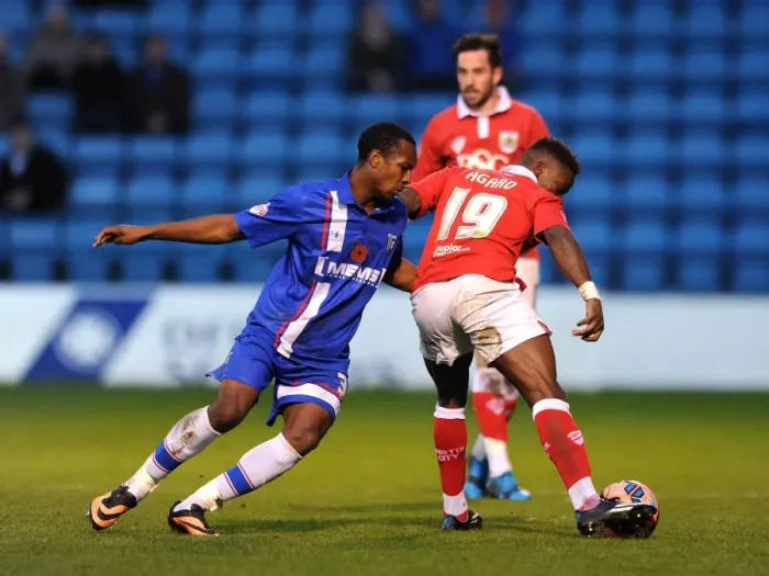 Framed Print : Foul Play: Agard Fouled by Hoyte in Gillingham vs. Bristol City FA Cup Clash Framed Print : Foul Play: Agard Fouled by Hoyte in Gillingham vs. Bristol City FA Cup Clash