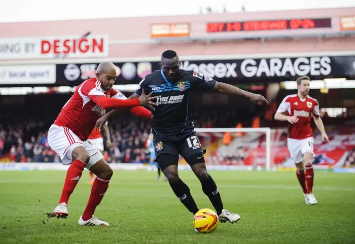 Framed Print : Francois Zoko in Action: Bristol City vs Stevenage Football Match