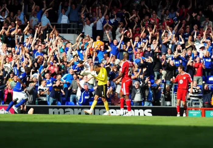 Framed Print : Frustration on Portman Road: David James Reacts to Ipswich's Goal (Ipswich Town vs. Bristol City, Championship, 2010)