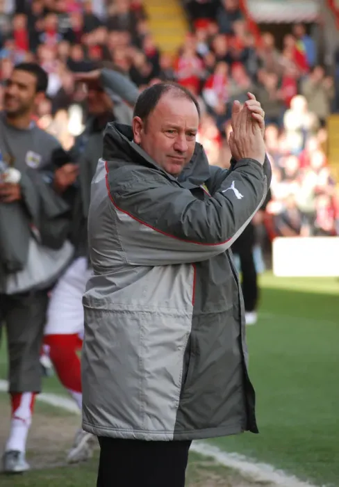 Framed Print : Gary Johnson in Action: Bristol City vs. Wolverhampton Wanderers Framed Print : Gary Johnson in Action: Bristol City vs. Wolverhampton Wanderers