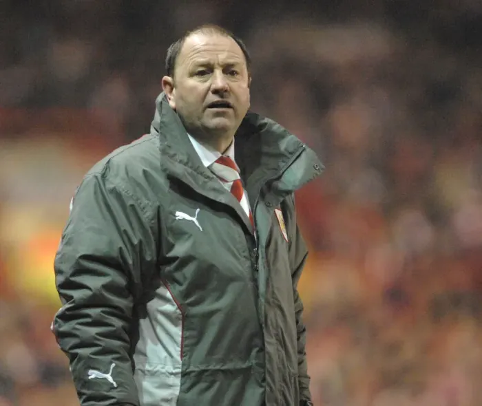 Framed Print : Gary Johnson in Action: Bristol City vs Crystal Palace Framed Print : Gary Johnson in Action: Bristol City vs Crystal Palace