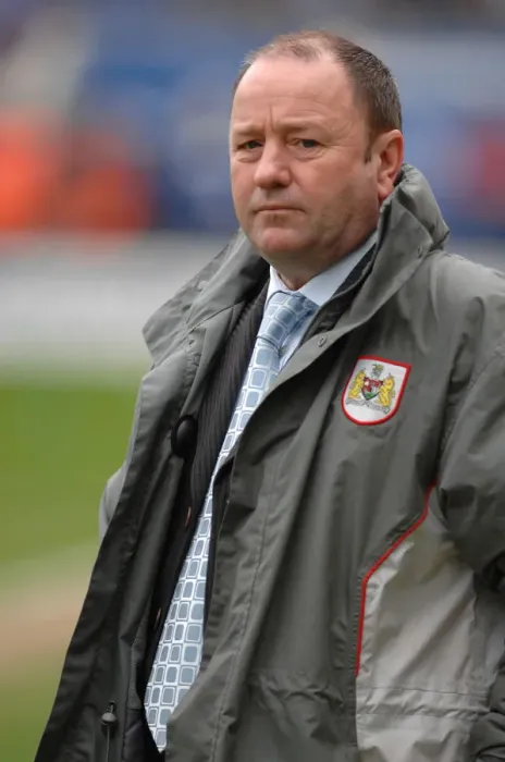 Framed Print : Gary Johnson Leading the Charge: A Football Battle - Leicester City vs. Bristol City Framed Print : Gary Johnson Leading the Charge: A Football Battle - Leicester City vs. Bristol City