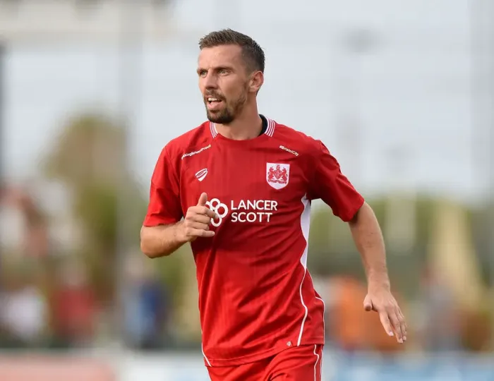 Framed Print : Gary O'Neil in Action: Bristol City vs Granada, 2016 (Pre-season Friendly) Framed Print : Gary O'Neil in Action: Bristol City vs Granada, 2016 (Pre-season Friendly)