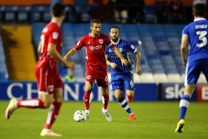 Framed Print : Gary O'Neil in Action: Sheffield Wednesday vs. Bristol City Championship Clash (September 13, 2016) Framed Print : Gary O'Neil in Action: Sheffield Wednesday vs. Bristol City Championship Clash (September 13, 2016)