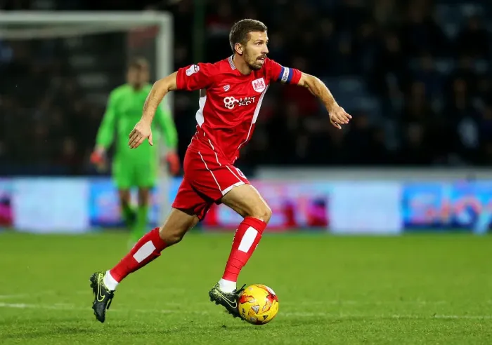 Framed Print : Gary O'Neil of Bristol City in Action Against Huddersfield Town, Sky Bet Championship (December 2016) Framed Print : Gary O'Neil of Bristol City in Action Against Huddersfield Town, Sky Bet Championship (December 2016)