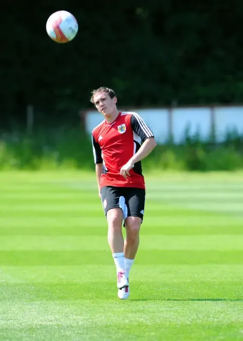 Framed Print : Gear Up: Neil Kilkenny's Pre-Season Training Intensifies (Bristol City) Framed Print : Gear Up: Neil Kilkenny's Pre-Season Training Intensifies (Bristol City)