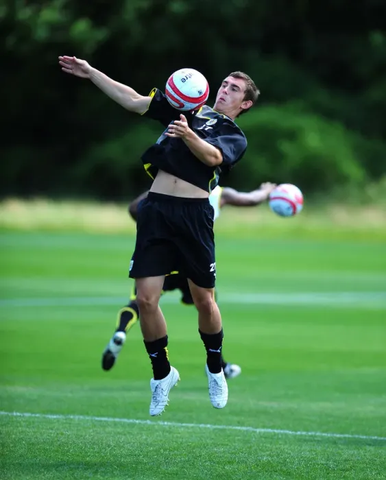 Framed Print : Gearing Up: Bristol City First Team's 09-10 Pre-Season Training Framed Print : Gearing Up: Bristol City First Team's 09-10 Pre-Season Training