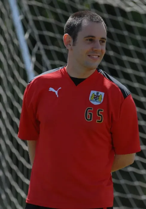 Framed Print : Gearing Up: Behind the Scenes of Bristol City First Team's 08-09 Pre-Season Training
