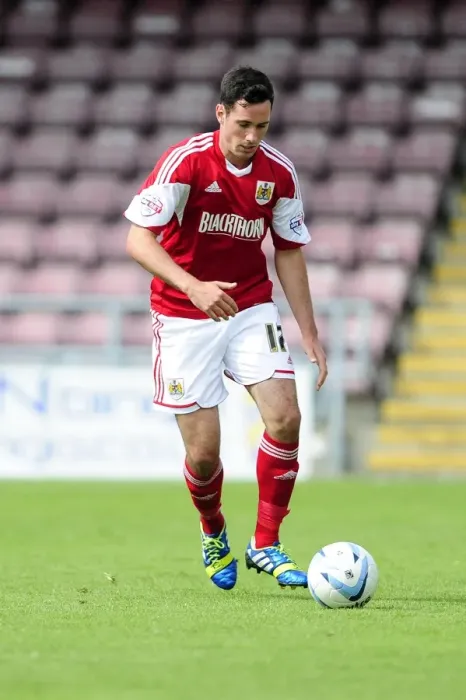 Framed Print : Greg Cunningham of Bristol City in Action against Coventry, Sky Bet League One, 2013 Framed Print : Greg Cunningham of Bristol City in Action against Coventry, Sky Bet League One, 2013