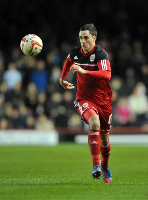 Framed Print : Greg Cunningham's Return: Bristol City vs. Derby County, 15 / 12 / 2012