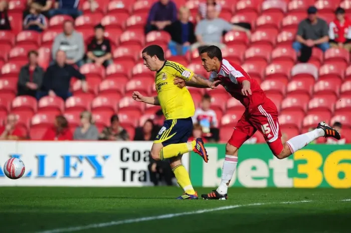 Framed Print : Hogan Ephraim Scores Debut Goal: Middlesbrough vs. Bristol City (24 / 03 / 2012)