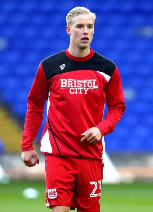 Framed Print : Hordur Magnusson in Action: Birmingham City vs. Bristol City (2016) - Sky Bet Championship Framed Print : Hordur Magnusson in Action: Birmingham City vs. Bristol City (2016) - Sky Bet Championship
