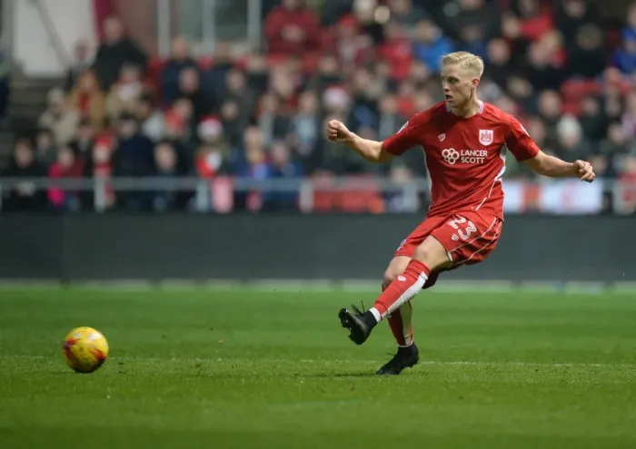 Framed Print : Hordur Magnusson in Action: Bristol City vs Preston North End, Sky Bet Championship (December 17, 2016) Framed Print : Hordur Magnusson in Action: Bristol City vs Preston North End, Sky Bet Championship (December 17, 2016)