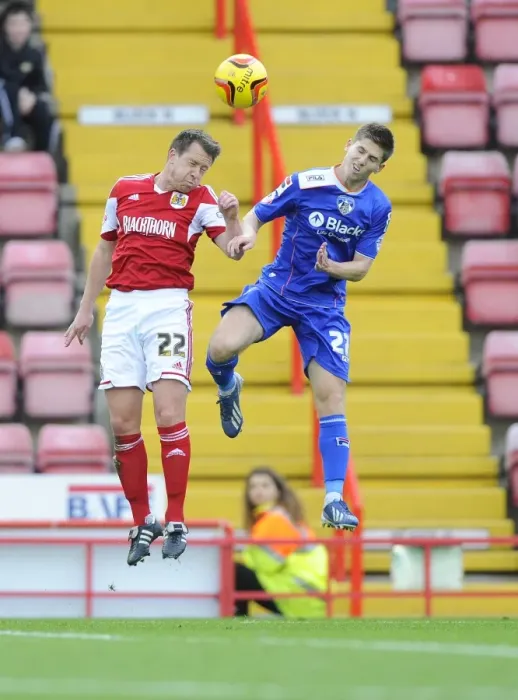 Framed Print : Intense Aerial Battle: Nicky Shorey vs. Daniel Philliskirk at Ashton Gate