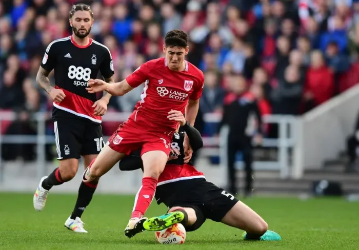 Framed Print : Intense Battle: Mills Stops O'Dowda in His Tracks - Bristol City vs. Nottingham Forest