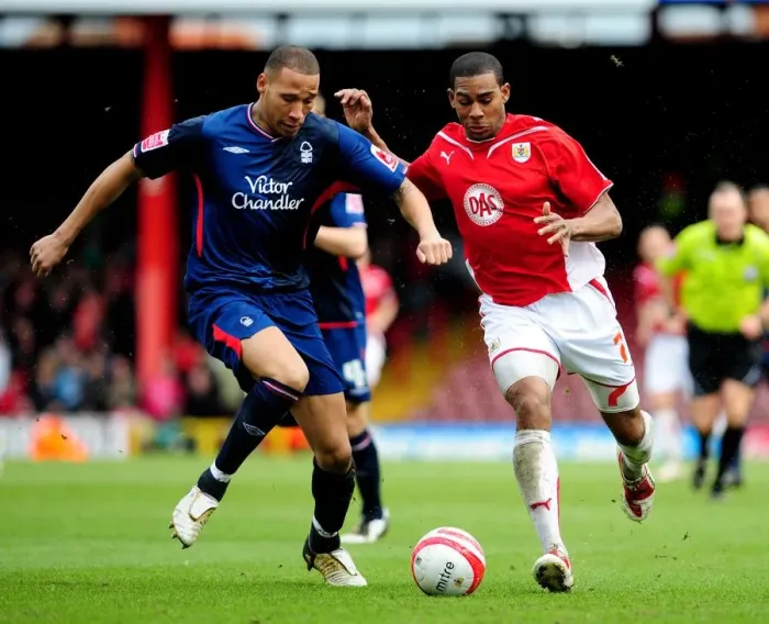Framed Print : Intense Championship Clash: Marvin Elliott vs. Kelvin Wilson's Battle for Supremacy (03 / 04 / 2010) - Bristol City vs. Nottingham Forest Framed Print : Intense Championship Clash: Marvin Elliott vs. Kelvin Wilson's Battle for Supremacy (03 / 04 / 2010) - Bristol City vs. Nottingham Forest