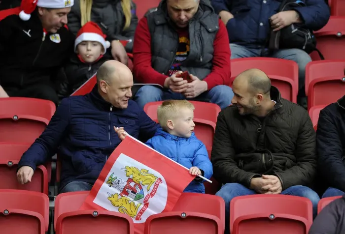 Framed Print : Intense Championship Showdown: Bristol City vs Charlton Athletic at Ashton Gate (December 2015)