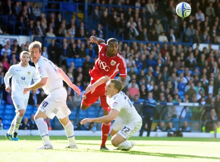 Framed Print : Intense League Cup Showdown: Marvin Elliott vs. Becchio and Somma (Leeds United vs. Bristol City)