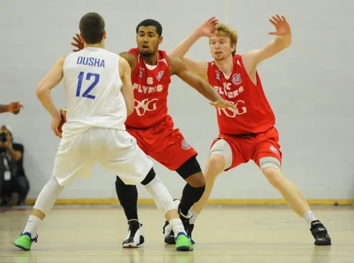 Framed Print : Intense Rivalry: A Basketball Battle – Flyers vs. United at SGS Wise Campus (November 2014)