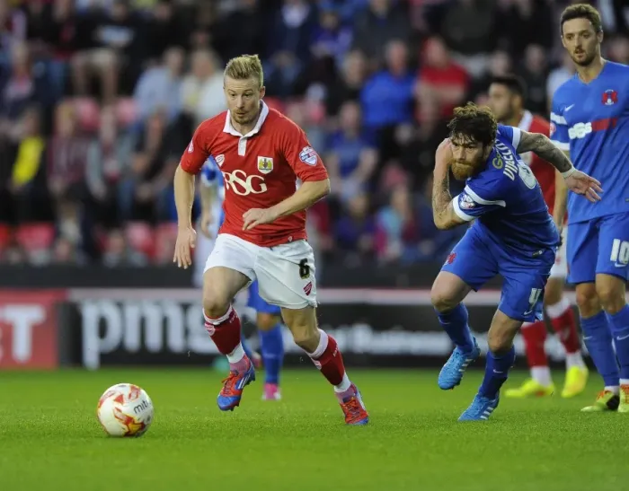 Framed Print : Intense Rivalry: Elliott vs Vincelot's Battle for Supremacy in the Sky Bet League One Clash between Bristol City and Leyton Orient