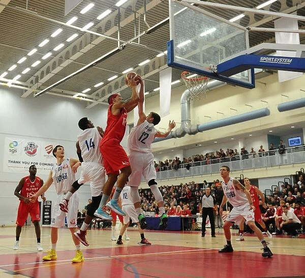 Intense Rivalry: Flyers vs. United at SGS Wise Campus (November 2014) - British Basketball League