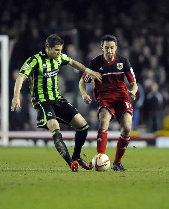 Framed Print : Intense Rivalry: A Football Battle - Cole Skuse vs Dean Hammond (Bristol City vs Brighton and Hove Albion)