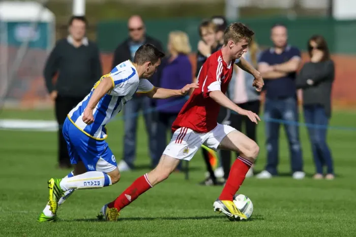 Framed Print : Intense Rivalry: Harry Paice vs Des Hutchinson - U18 Football Clash: Bristol City vs Brighton & Hove Albion