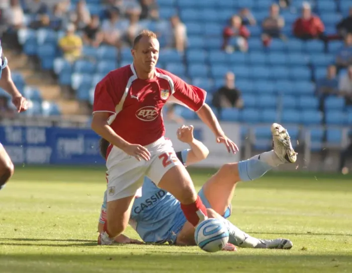 Framed Print : Intense Rivalry: Lee Trundle's Epic Duel - Coventry City vs. Bristol City: A Football Battle