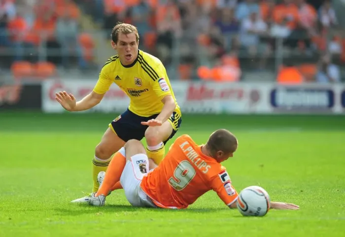 Framed Print : Intense Rivalry: Neil Kilkenny vs. Kevin Phillips - League Cup Showdown (October 2011) Framed Print : Intense Rivalry: Neil Kilkenny vs. Kevin Phillips - League Cup Showdown (October 2011)