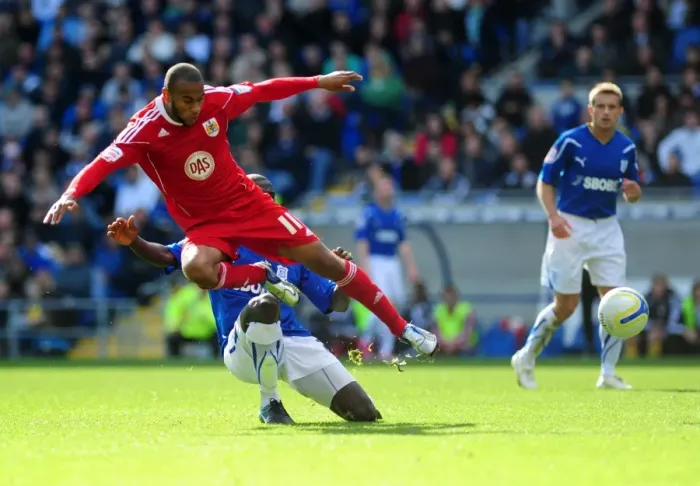 Framed Print : Intense Rivalry: Olofinjana vs. Haynes in the Npower Championship Clash between Cardiff City and Bristol City, October 16, 2010 Framed Print : Intense Rivalry: Olofinjana vs. Haynes in the Npower Championship Clash between Cardiff City and Bristol City, October 16, 2010