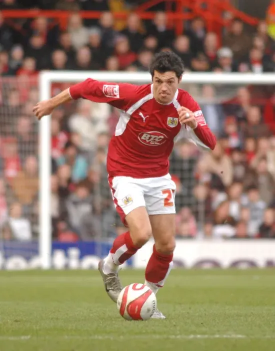 Framed Print : Ivan Sproule in Action: Bristol City vs Colchester United