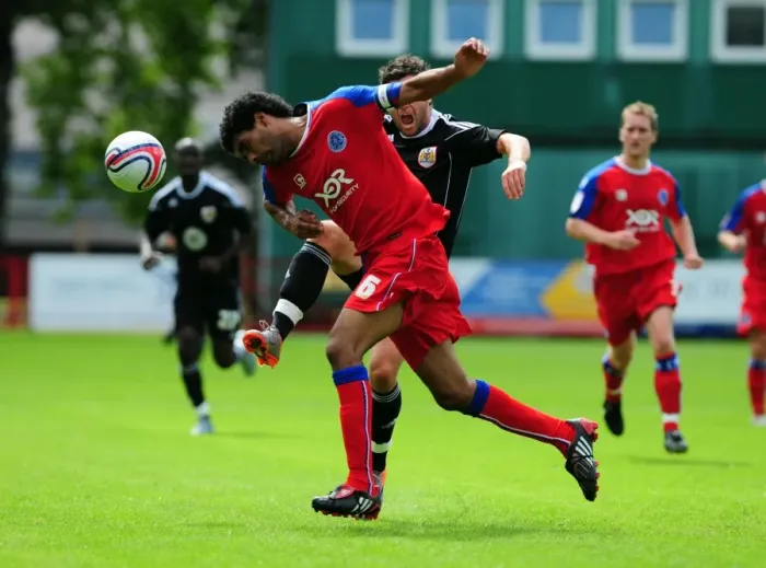 Framed Print : Ivan Sproule Fights for Possession: Aldershot vs. Bristol City