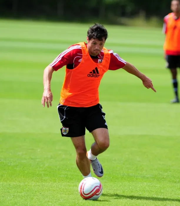Framed Print : Ivan Sproule in Focus: Pre-Season Training with Bristol City FC Framed Print : Ivan Sproule in Focus: Pre-Season Training with Bristol City FC