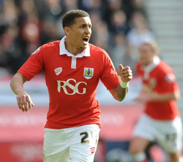 Framed Print : James Tavernier in Action: Preston North End vs. Bristol City, Sky Bet League One, 2015 Framed Print : James Tavernier in Action: Preston North End vs. Bristol City, Sky Bet League One, 2015