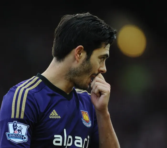 Framed Print : James Tomkins in Action: FA Cup Fourth Round Showdown between Bristol City and West Ham