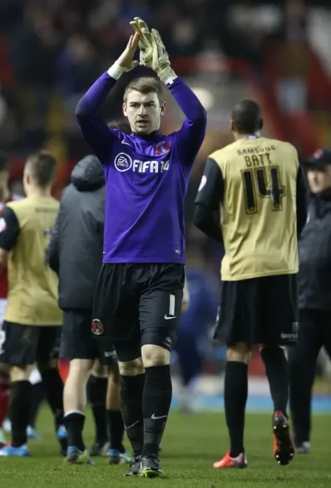 Framed Print : Jamie Jones of Leyton Orient Applauding Fans at Full-Time - Bristol City vs Leyton Orient, Sky Bet League One (November 2013) Framed Print : Jamie Jones of Leyton Orient Applauding Fans at Full-Time - Bristol City vs Leyton Orient, Sky Bet League One (November 2013)