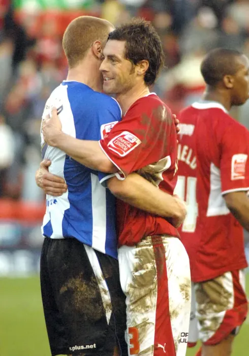 Framed Print : Jamie McAllister in Action: Bristol City vs Sheffield Wednesday Framed Print : Jamie McAllister in Action: Bristol City vs Sheffield Wednesday