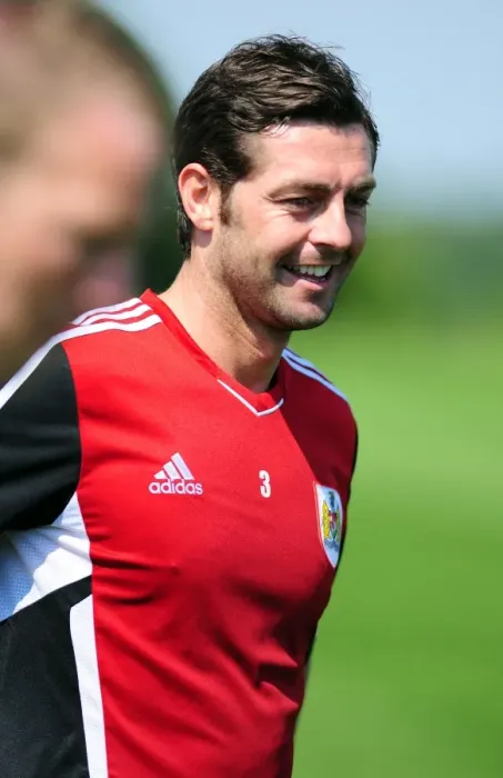 Framed Print : Jamie McAllister: Unwavering Concentration during Bristol City's Pre-Season Training