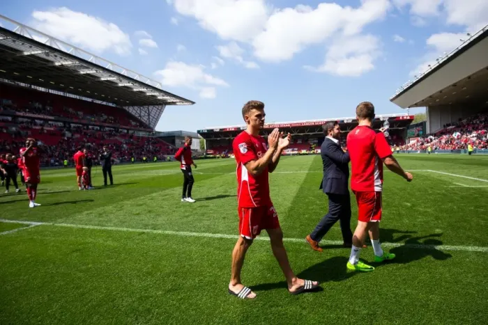 Framed Print : Jamie Paterson Appreciates Fans: Bristol City's Championship Victory (Bristol City v Birmingham City)