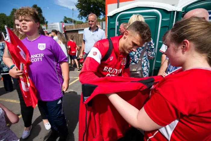 Framed Print : Jamie Paterson's Arrival: Bristol Manor Farm vs. Bristol City (09.07.2017) Framed Print : Jamie Paterson's Arrival: Bristol Manor Farm vs. Bristol City (09.07.2017)