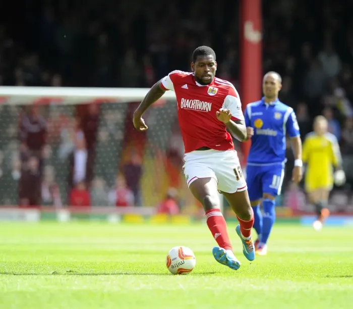 Framed Print : Jay Emmanuel-Thomas in Action: Bristol City vs Crewe, Sky Bet League One, April 2014